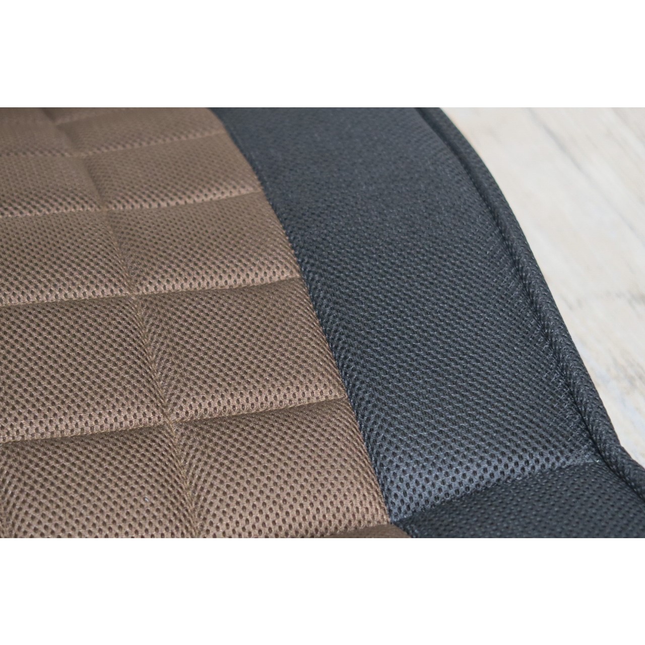 レバー式ハイバック座椅子ｱﾙﾐﾝⅣBK/BR | LIVINS MEET│家具インテリア