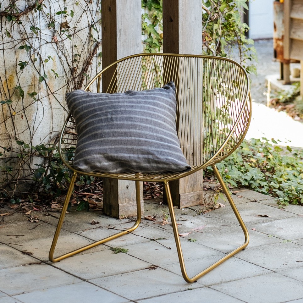 ゴールドフレーム ワイヤーワイドチェア 椅子 ワイヤーワイドチェア ミーチェ GD | LIVINS MEET│家具インテリアの卸売