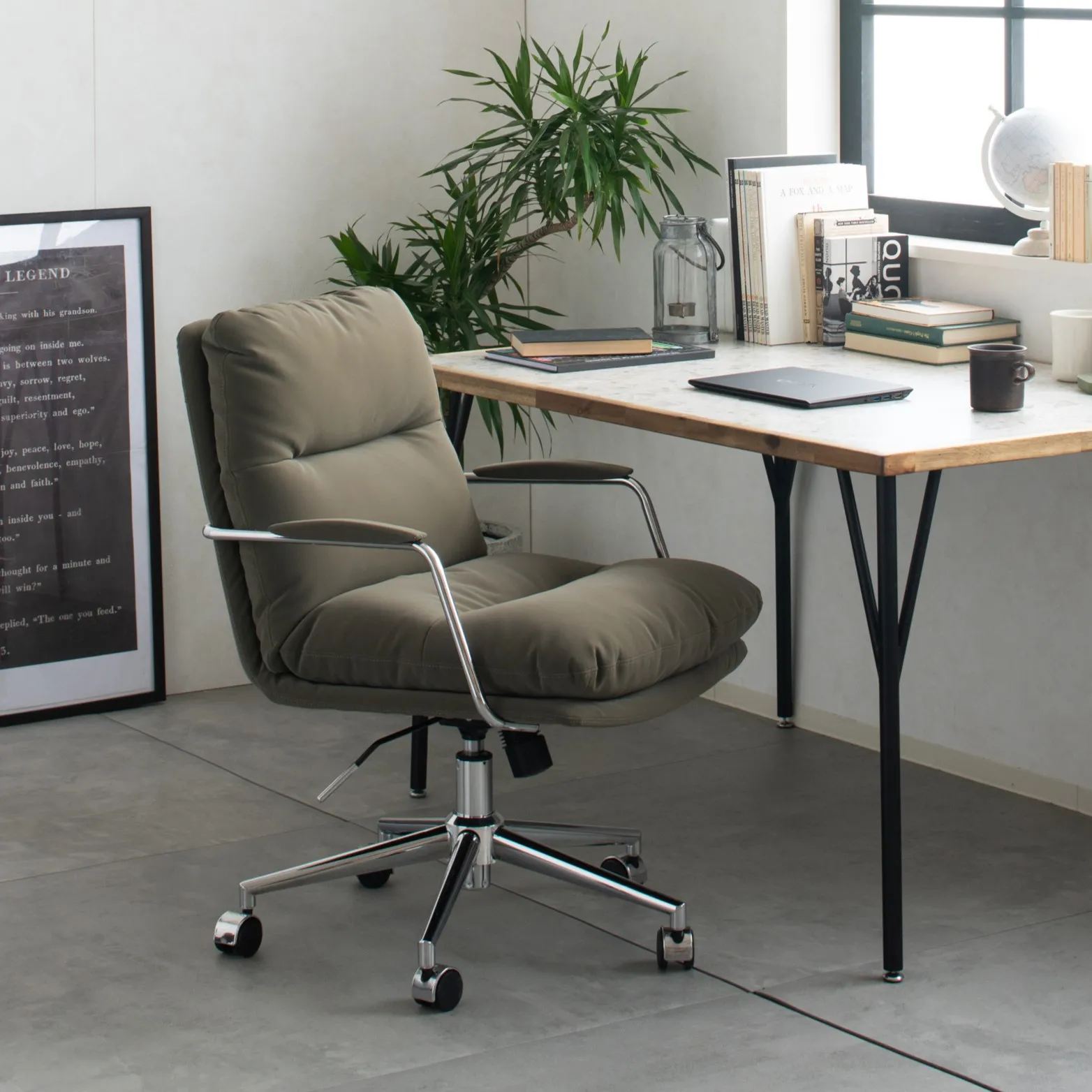 ワークチェアー ソフィー BK | LIVINS MEET│家具インテリアの卸売