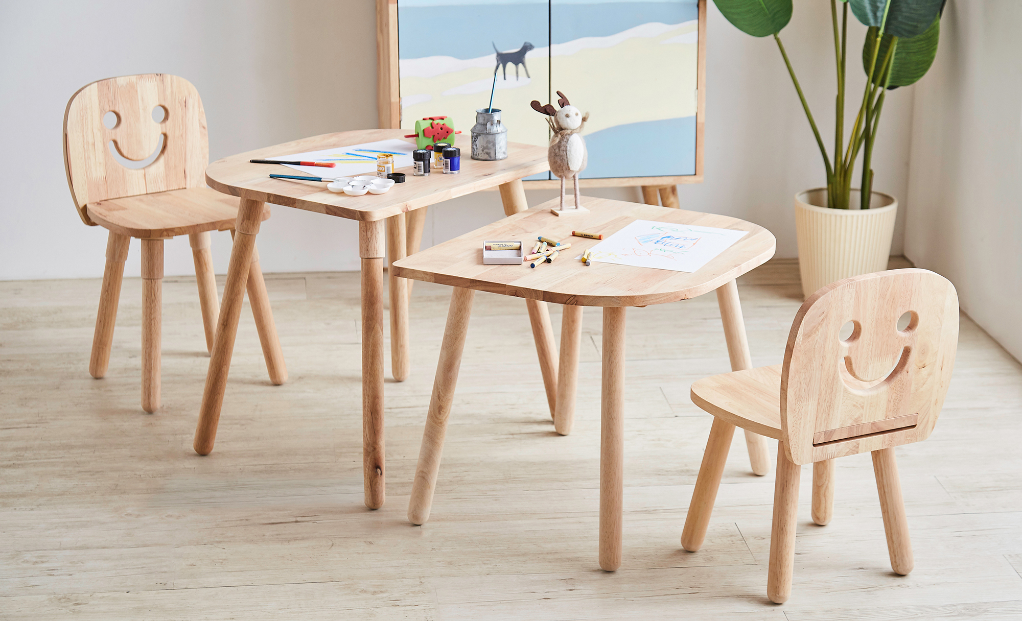 高さが変えられる 木製キッズデスク＆チェアセット スマイルデザイン