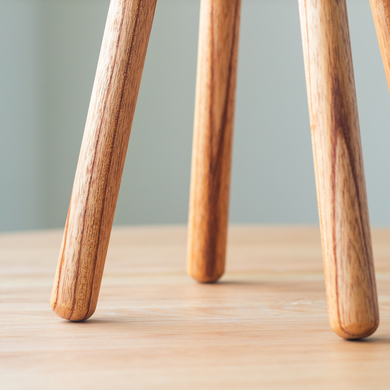 日本古来の花をモチーフにした和風スツール H45cm/モナカスツール kiku