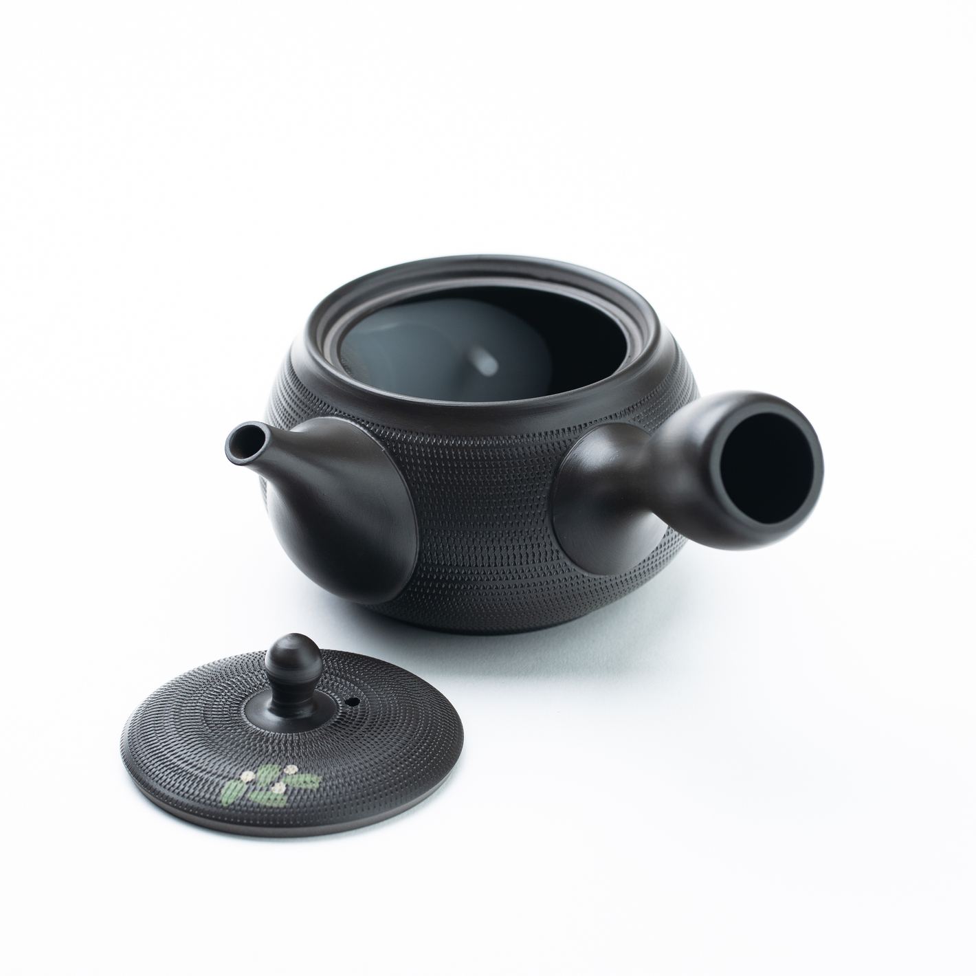 陶磁器の急須.  茶道具に急須を入れる3 手軽に美味しく淹れる常滑焼急須 320ml（3~4人用）/春秋窯3-97